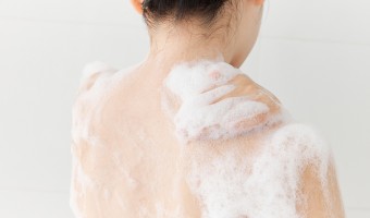 新闻中心-焦作洗刷大王清洁布_焦作沐浴刷厂家_焦作清洁刷厂家-江门市富扬日用制品有限公司-洗澡时后背总是搓不到？